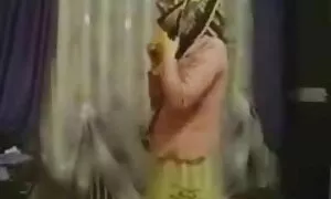 Десять чоловіків і відео порно дві повії Росії