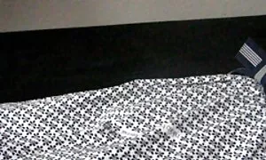 Слухняно граючи з двома дівчатами коротке відео порно