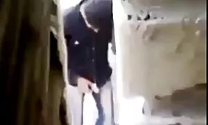 Вона погодилася вперше зайнятися російське порно відео сексом з сусідом