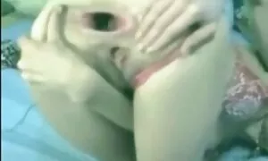 Нормальні відео секс куні дівчата їдять і трясуться