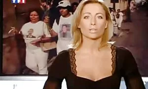 Голу дівчину вчили стрибати. відео секс аніме