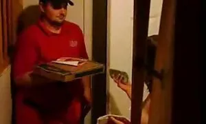 * Від приватне порно відео молодого священика, що нашіптує лайно *